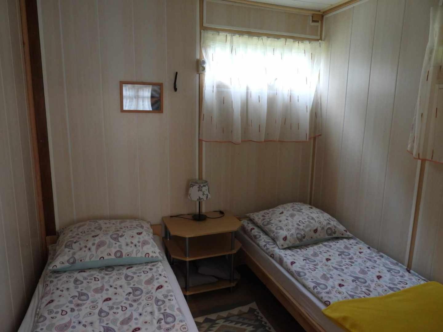 Domki , Pokoje Goscinne Ustronie Zwierzyniec Exterior foto